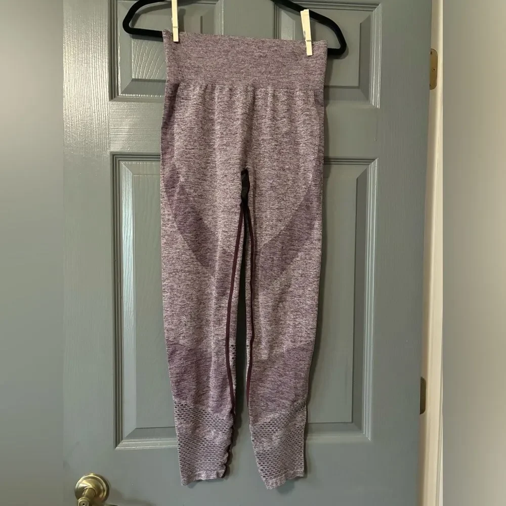 Victoria's Secret PINK Seamless breathable workout legging size medium